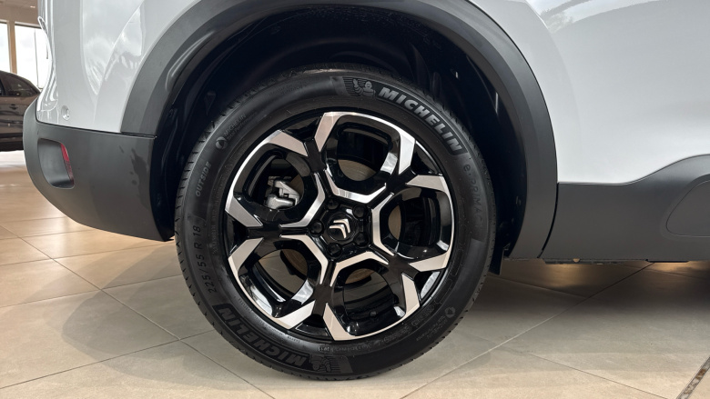 Citroen C5 Aircross 1.2 Hybrid 145 Max Edition 5dr Auto Petrol Hatchback